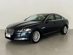 Blu Usata 2013 Jaguar XF Luxury Tre volumi | 7400 € (Ottimo prezzo)