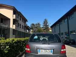 Grigio Usata 2005 Kia Sorento SUV | 3000 € (Molto cara)