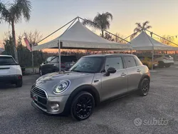 Usata 2019 Mini ONE Hype Due volumi | 16.990 € (Buon prezzo)