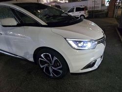 Usata 2017 Renault Scénic IV Bose Edition Monovolume | 12.000 € (Buon prezzo)