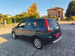 Grigio Usata 2009 Ford Fusion Titanium Tre volumi | 2700 € (Buon prezzo)