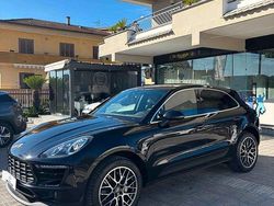 Nero Usata 2017 Porsche Macan SUV | 43.500 € (Buon prezzo)