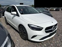 Usata 2023 Mercedes B180 Advanced Monovolume | 25.200 € (Super prezzo)