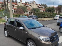 Marrone Usata 2019 Dacia Sandero Tre volumi | 8800 € (Buon prezzo)