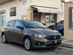 Grigio Usata 2017 Fiat Tipo Easy Tre volumi | 8600 € (Buon prezzo)