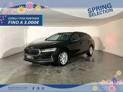 Nero ebano metallizzato Usata 2024 Skoda Superb Selection Station wagon | 31.900 € (Buon prezzo)