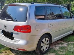 Grigio Usata 2015 VW Touran Monovolume | 15.000 € (Cara)