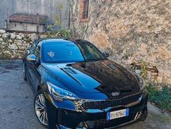 Nero Usata 2019 Kia Stinger Due volumi | 17.700 €