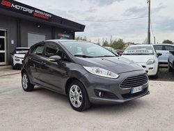 Bianco Usata 2017 Ford Fiesta Titanium Tre volumi | 7490 € (Buon prezzo)