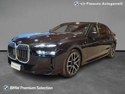 Nero / metallizzato Usata 2025 BMW 740 M Sport Tre volumi | 99.900 € (Buon prezzo)