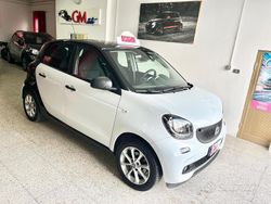 Bianco Usata 2019 Smart ForFour Due volumi | 9490 € (Buon prezzo)