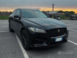Nero Usata 2018 Jaguar F-Pace R-Sport SUV | 25.500 € (Molto cara)