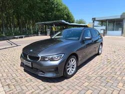 Grigio Usata 2022 BMW 318 Advantage Station wagon | 19.900 € (Buon prezzo)