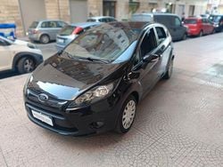 Nero Usata 2011 Ford Fiesta Tre volumi | 4650 € (Buon prezzo)