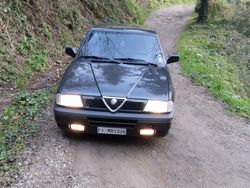 Usata 1993 Alfa Romeo 33 Tre volumi | 5500 €