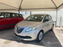 Argento Usata 2014 Lancia Ypsilon S Due volumi | 6000 € (Ottimo prezzo)