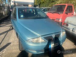Blu Usata 2004 Lancia Ypsilon Due volumi | 1400 €