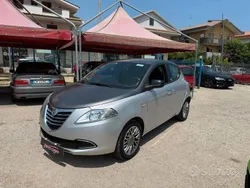 Argento Usata 2013 Lancia Ypsilon Silver Due volumi | 6900 € (Buon prezzo)