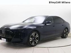 Riverside blue metallic Usata 2024 BMW i7 Comfort Edition Tre volumi | 90.000 €