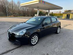 Nero Usata 2017 Alfa Romeo Giulietta Tre volumi | 4200 € (Super prezzo)