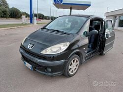 Nero Usata 2008 Peugeot 1007 Monovolume | 990 € (Super prezzo)