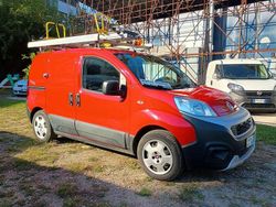 Rosso Usata 2016 Fiat Fiorino Monovolume | 5750 € (Buon prezzo)