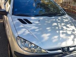 Grigio Usata 2004 Peugeot 206 CC Cabrio | 800 €