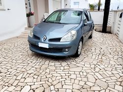 Usata 2007 Renault Clio II Tre volumi | 1700 € (Buon prezzo)