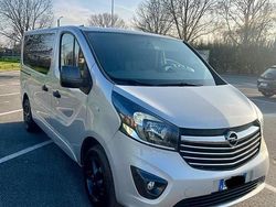 Grigio Usata 2015 Opel Vivaro Monovolume | 13.800 €