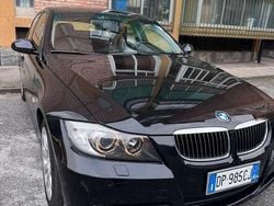 Usata 2008 BMW 325 Station wagon | 12.900 € (Cara)