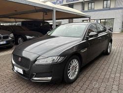 Grigio Usata 2019 Jaguar XF Pure Tre volumi | 18.900 € (Cara)