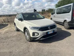 Beige Usata 2022 VW T-Roc Life SUV | 22.900 € (Buon prezzo)