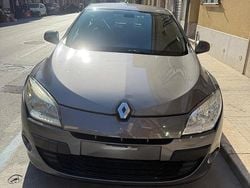 Grigio Usata 2010 Renault Mégane III Due volumi | 4000 € (Cara)