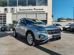 Pyrit grey met. / nero Usata 2025 VW T-Roc IQ Drive SUV | 24.900 € (Buon prezzo)