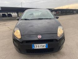 Nero Usata 2014 Fiat Punto Tre volumi | 2600 € (Ottimo prezzo)