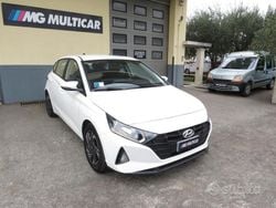 Bianco Usata 2023 Hyundai i20 Tre volumi | 15.900 € (Buon prezzo)