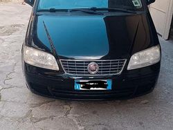 Nero Usata 2009 Fiat Idea Monovolume | 2600 € (Buon prezzo)