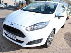 Bianco Usata 2017 Ford Fiesta Business Edition Tre volumi | 8500 € (Buon prezzo)