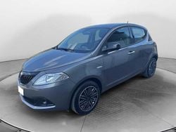 Grigio Usata 2024 Lancia Ypsilon Gold Due volumi | 14.600 € (Buon prezzo)