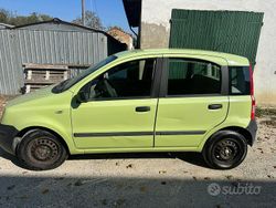 Verde Usata 2004 Fiat Panda Tre volumi | 2300 € (Buon prezzo)
