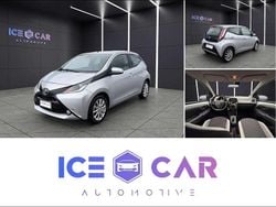 Argento Usata 2015 Toyota Aygo X-play Due volumi | 9480 € (Buon prezzo)