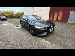 Grigio Usata 2020 Volvo V60 Business Edition Station wagon | 18.500 € (Ottimo prezzo)