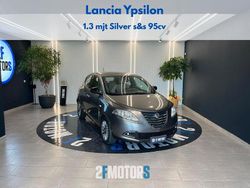 Grigio Usata 2012 Lancia Ypsilon Silver Due volumi | 5900 € (Buon prezzo)