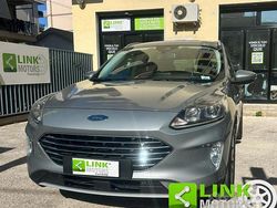 Grigio Usata 2020 Ford Kuga Titanium SUV | 19.900 € (Cara)