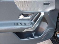 Nero Usata 2020 Mercedes A160 Tre volumi | 21.500 € (Buon prezzo)