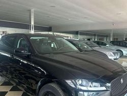 Usata 2017 Jaguar F-Pace R-Sport SUV | 18.900 € (Buon prezzo)