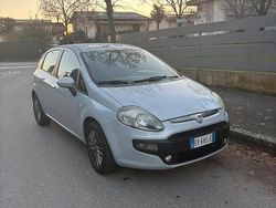Usata 2011 Fiat Punto Tre volumi | 3700 € (Buon prezzo)