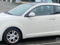 Bianco Usata 2010 Alfa Romeo MiTo Due volumi | 3500 € (Ottimo prezzo)