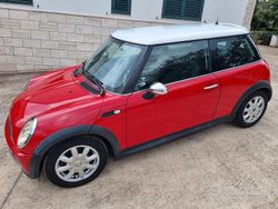 Rosso Usata 2003 Mini ONE Due volumi | 2500 € (Molto cara)
