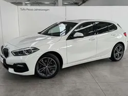 Bianco alpi Usata 2021 BMW 116 Sport Line Due volumi | 26.962 € (Molto cara)